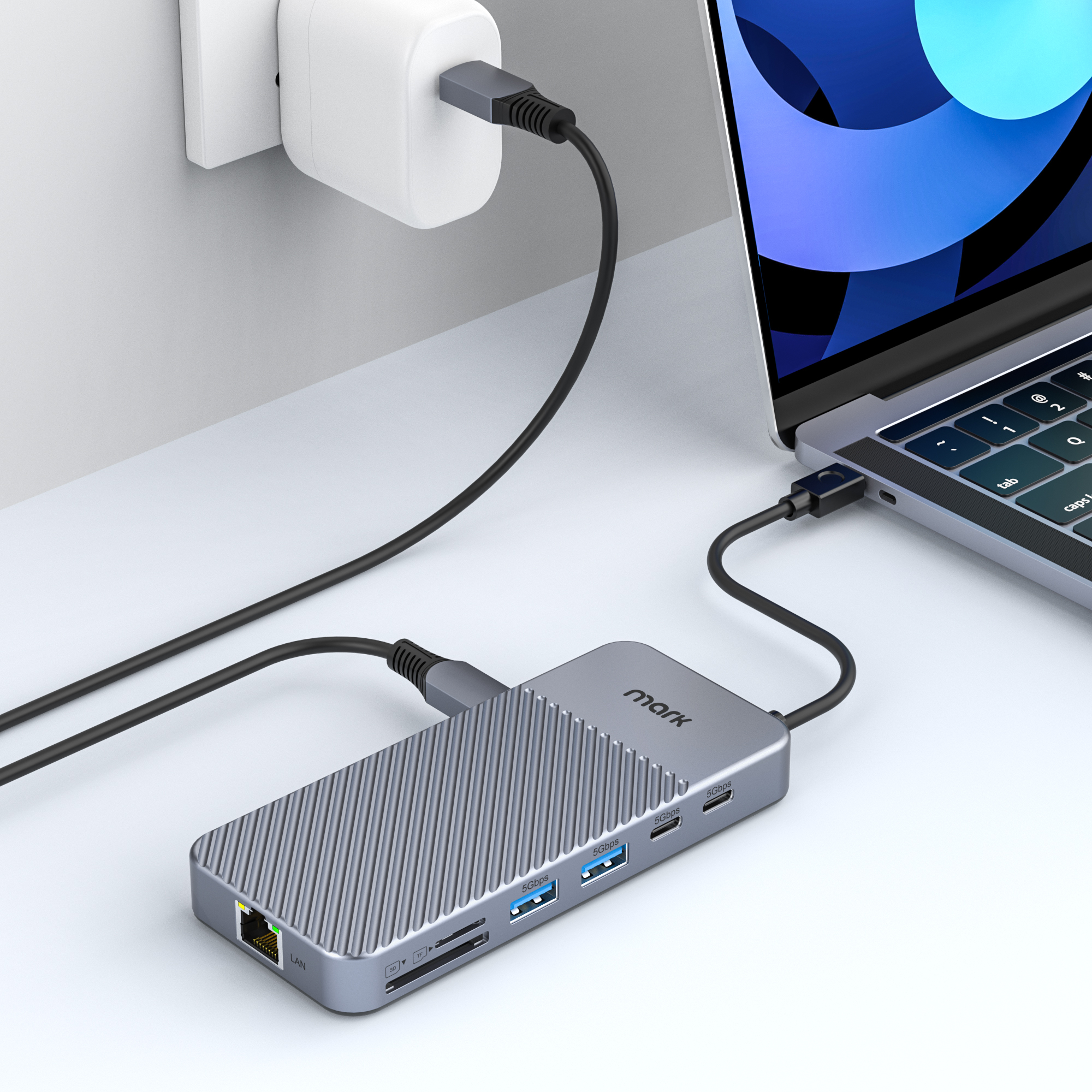 WH7383 11-in-1 USB-C Docking Station for multi-display workspaces